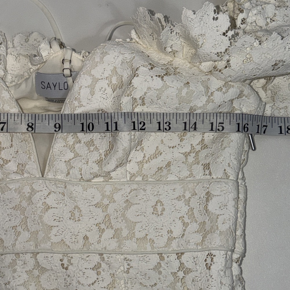 Saylor Dana Dress in White Cream Coated Lace Off the Shoukder Ruffled Size M - Picture 6 of 7